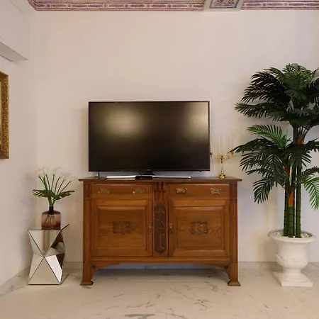 Domus Nannini - L' Arco Di Matteotti Apartmán