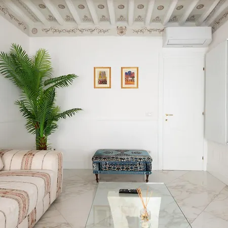 Domus Nannini - L' Arco Di Matteotti Apartment *