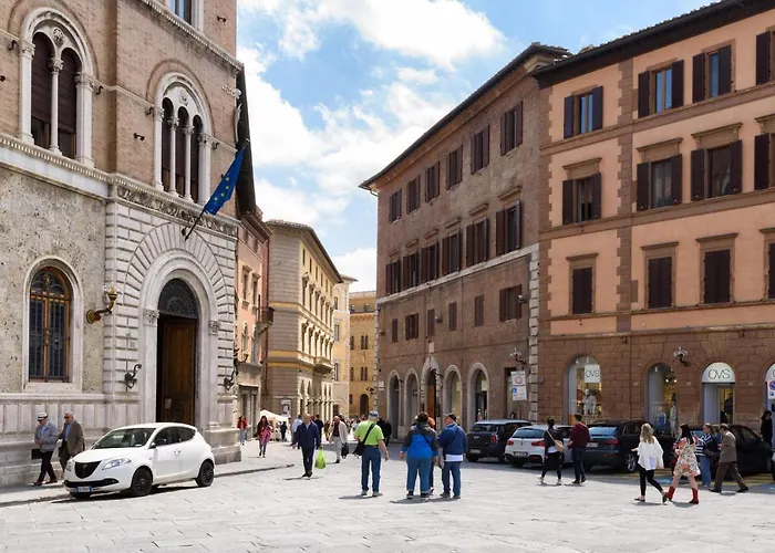 Domus Nannini - L' Arco Di Matteotti Siena