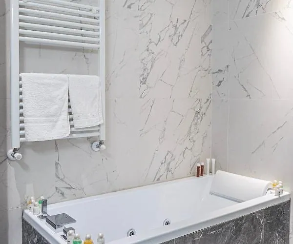 Domus Nannini - L' Arco Di Matteotti * Siena