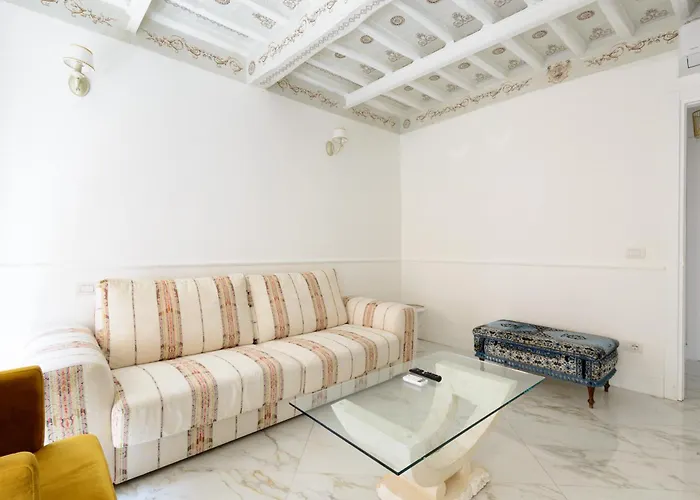 Domus Nannini - L' Arco Di Matteotti