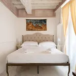 Domus Nannini - L' Arco Di Matteotti