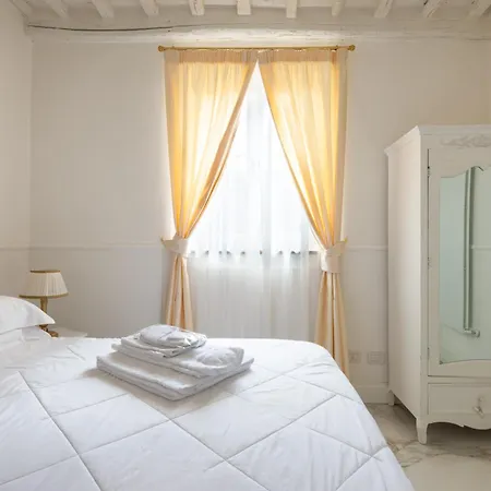 Domus Nannini - L' Arco Di Matteotti 시에나